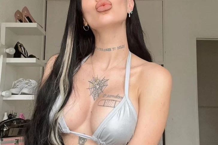 La Joaqui se puso la bikini más chiquita que encontró y agitó a todos