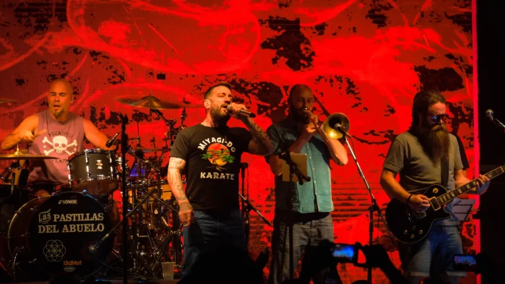 Las Pastillas y una fiesta “de razones, rock and roll, murga y folclore” en San Juan Las Pastillas y una fiesta “de razones, rock and roll, murga y folclore” en San Juan