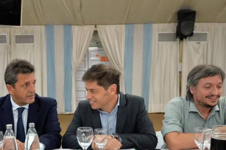 DNU de Milei: reunión entre Kicillof, Massa, Máximo Kirchner y los intendentes del PJ bonaerense