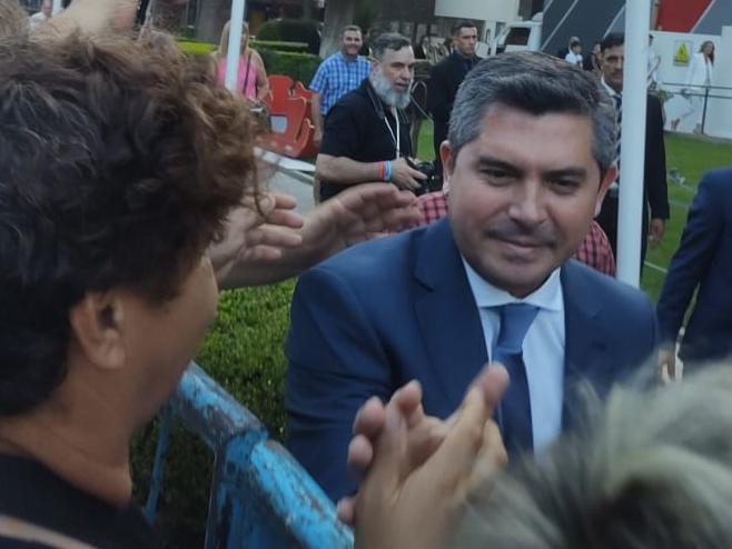 Orrego dijo que el paquete de medidas “va a afectar a todo el país”, que seguirá “gestionando”, pero que no es “mago”