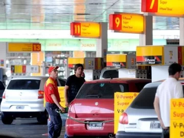 Volvieron a aumentar los combustibles: Shell dio el primer paso y subió un 15% Volvieron a aumentar los combustibles: Shell dio el primer paso y subió un 15%