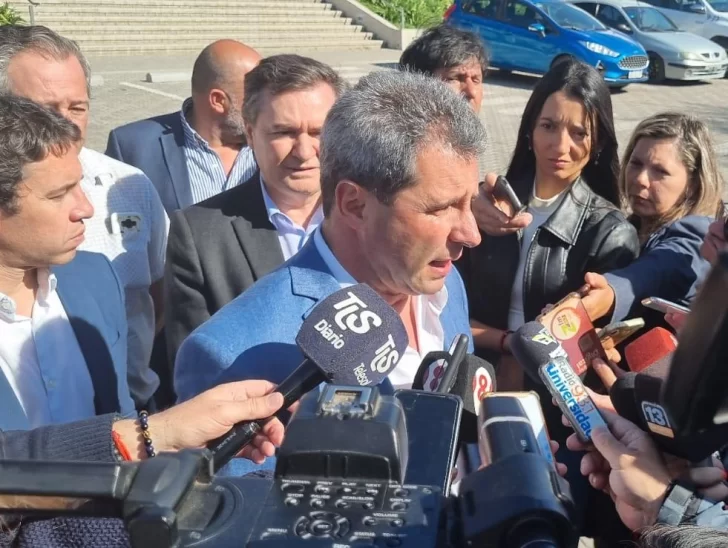 “El país hace mucho que viene perdiendo el partido contra la pobreza”, dijo Uñac sobre los datos de la UCA “El país hace mucho que viene perdiendo el partido contra la pobreza”, dijo Uñac sobre los datos de la UCA