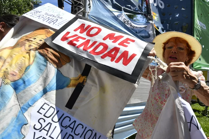 Habrá aumentos transitorios por decreto para jubilados