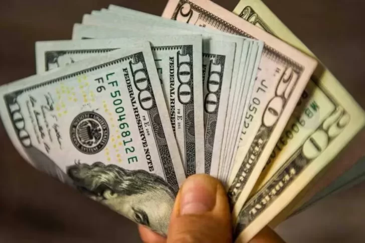 El dólar blue trepó hasta los $1.150 y en San Juan se negoció a $1.200