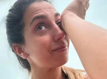 El desgarrador posteo de Cinthia Fernández sobre su maternidad: “No doy más” El desgarrador posteo de Cinthia Fernández sobre su maternidad: “No doy más”