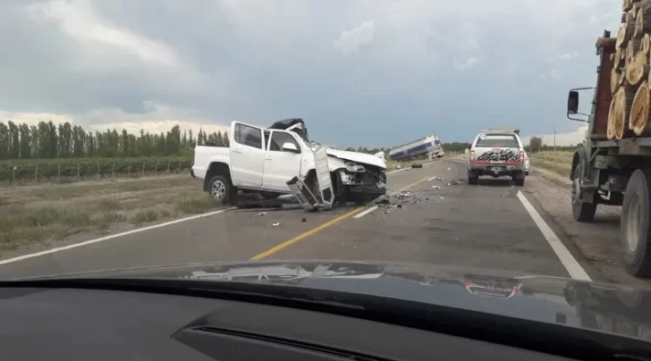 Murió un empresario mendocino y tres menores resultaron heridos tras un choque frontal