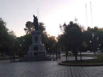 Con probabilidad de tormentas, la temperatura descenderá un poco Con probabilidad de tormentas, la temperatura descenderá un poco