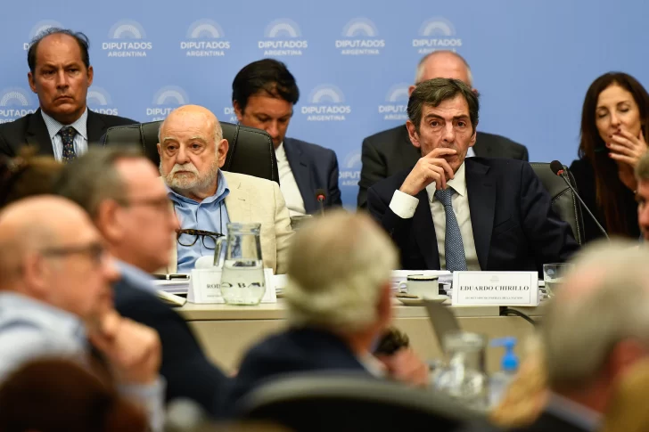 A los palos por la Ley Omnibus