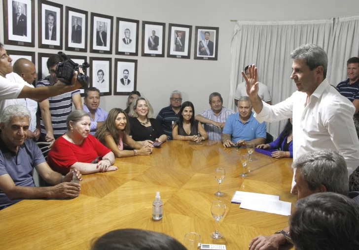 Uñac dijo que el PJ puede llevar dos figuras de peso de cara a la elección