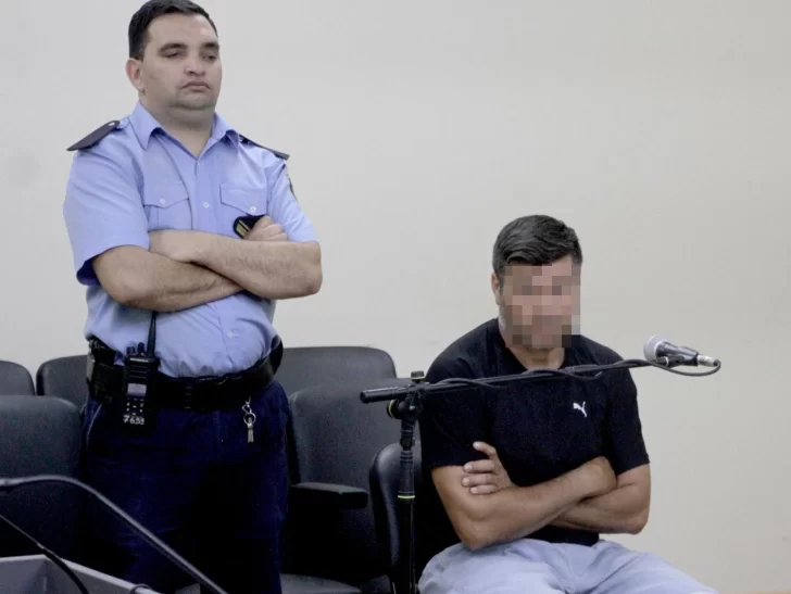 Mujer denunció que su exesposo la golpeó y manoseó en un baño y que luego la amenazó Mujer denunció que su exesposo la golpeó y manoseó en un baño y que luego la amenazó