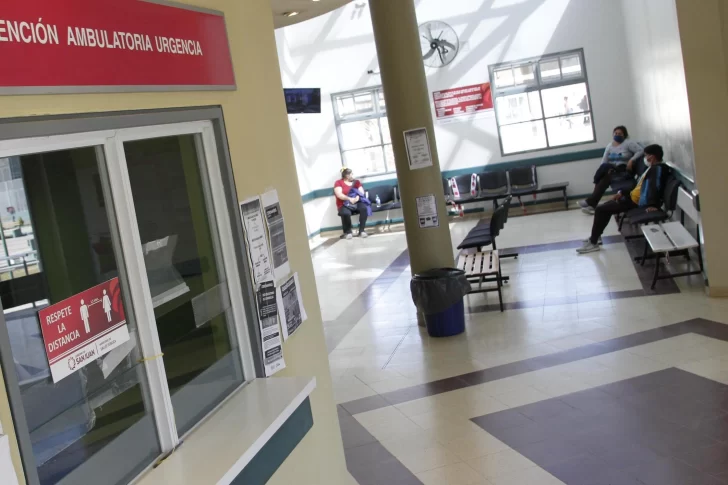 Dos mujeres y un hombre sufrieron serias heridas al volcar en Sarmiento