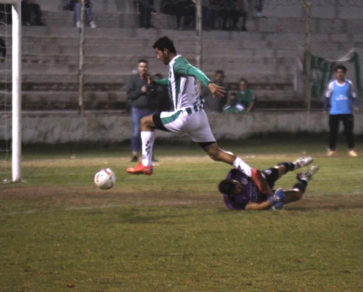 Montaña rusa de adrenalina Montaña rusa de adrenalina