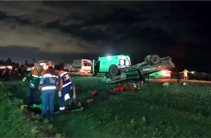 Mendoza: catorce heridos tras un choque en cadena y vuelco