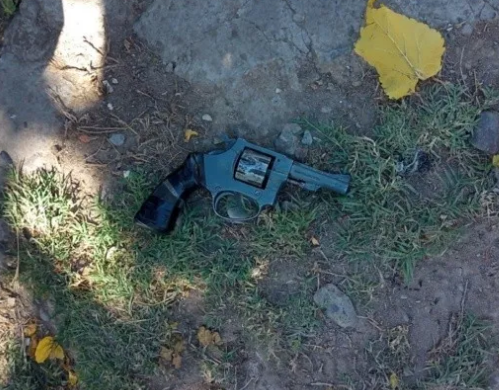 Casi un año de prisión para el sujeto que le mostró un arma a un remisero para amedrentarlo Casi un año de prisión para el sujeto que le mostró un arma a un remisero para amedrentarlo