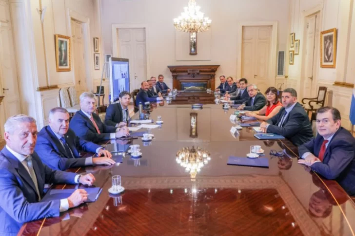 Cita con gobernadores por el juicio político a la Corte