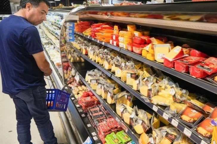 Un informe privado reveló que el precio de los alimentos subió un 30,8% en el último mes