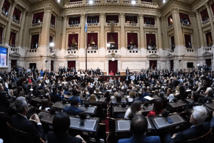 Con cambios, el paquete de reformas del presidente Milei ya está en el Congreso