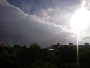 Domingo algo nublado en San Juan Domingo algo nublado en San Juan