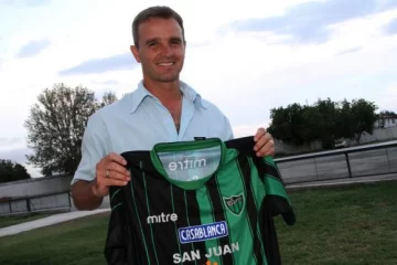 Para Lavallén, “recibir a Boca, siempre es complicado” Para Lavallén, “recibir a Boca, siempre es complicado”