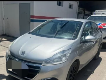 Tras 5 meses, dan en San Juan con un auto robado en Mendoza Tras 5 meses, dan en San Juan con un auto robado en Mendoza