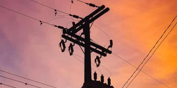 Se normalizó el servicio eléctrico luego del corte por falla en el sistema nacional