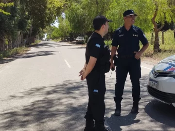 Investigan un crimen en Angaco: atacan a cuchillazos a una mujer y la dejan tirada en la puerta de un cementerio Investigan un crimen en Angaco: atacan a cuchillazos a una mujer y la dejan tirada en la puerta de un cementerio