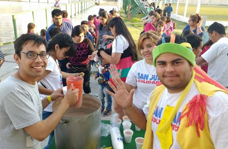 Por la crisis, piden más ayuda para niños que van a la escuela