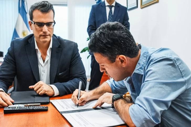 Rawson firmó un convenio para el reciclado de neumáticos en desuso