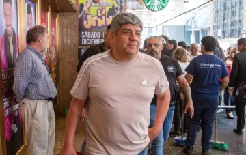 Moyano insiste con un paro nacional y dijo que la desregulación de obras sociales será “judicializada” Moyano insiste con un paro nacional y dijo que la desregulación de obras sociales será “judicializada”