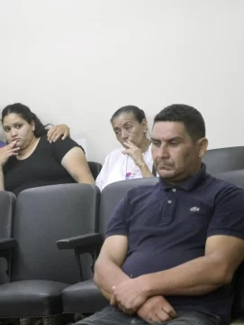 El acusado de matar a cuchillazos a su ex busca zafar por “alteraciones mentales” El acusado de matar a cuchillazos a su ex busca zafar por “alteraciones mentales”