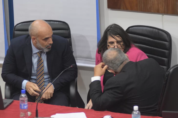 Rechazaron sacar un juez y hubo un picante debate