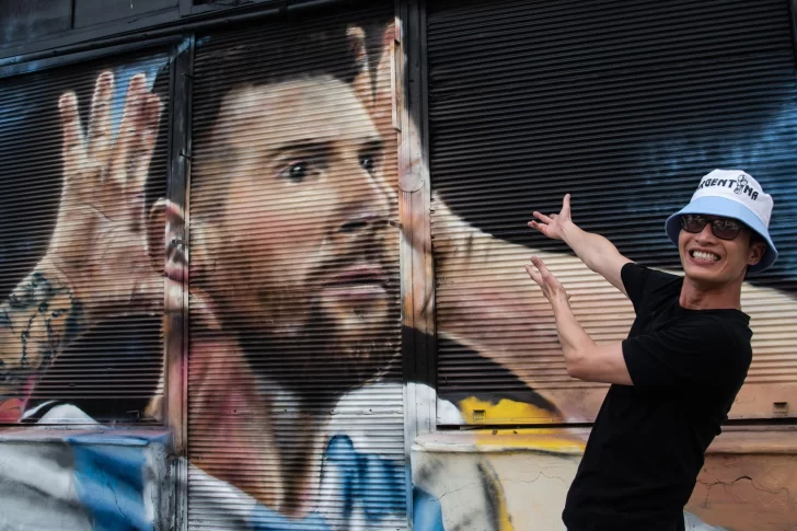 Arte y fiebre popular: los murales en homenaje a Messi