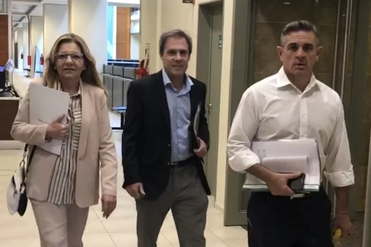 El Gobierno mejoró por tercera vez la oferta y hubo acuerdo con los docentes