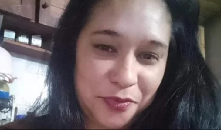 Hallan prendas de vestir en un pozo y analizan si pertenecen a una mujer desaparecida