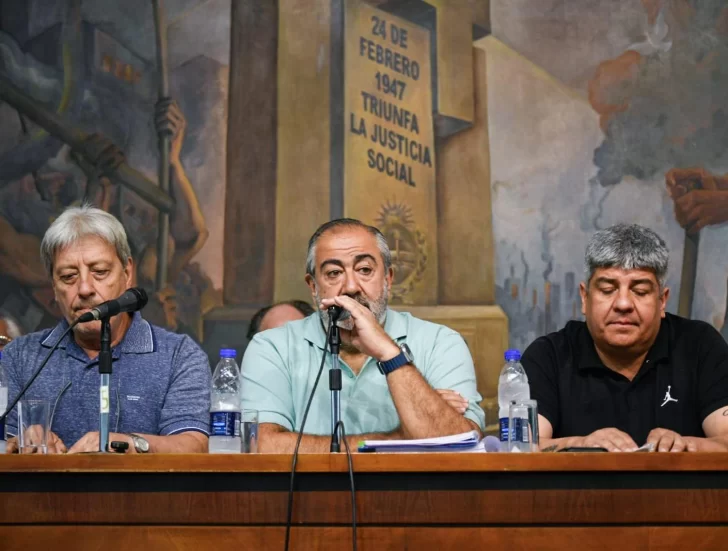 El Gobierno fijó el salario mínimo vital y móvil en $180.000 para febrero El Gobierno fijó el salario mínimo vital y móvil en $180.000 para febrero