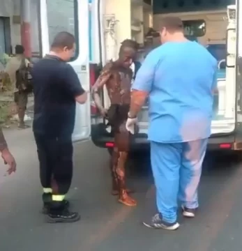 Quedó con el 90% del cuerpo quemado tras intentar robar cables de electricidad en Rosario Quedó con el 90% del cuerpo quemado tras intentar robar cables de electricidad en Rosario