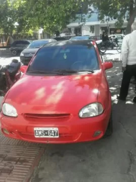 Secuestraron en Pocito un auto vinculado a reiteradas estafas Secuestraron en Pocito un auto vinculado a reiteradas estafas