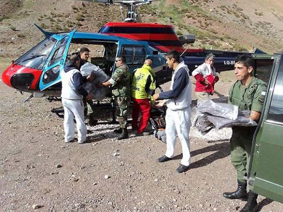 Mendoza: evacuaron a las últimas personas que estaban aisladas por los aludes Mendoza: evacuaron a las últimas personas que estaban aisladas por los aludes