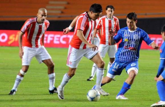 Estudiantes venció al Tomba Estudiantes venció al Tomba