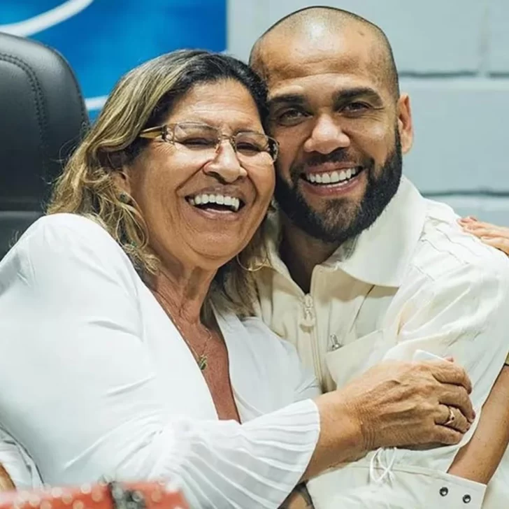 El festejo de la madre de Dani Alves tras la libertad de su hijo: “La victoria llegó”