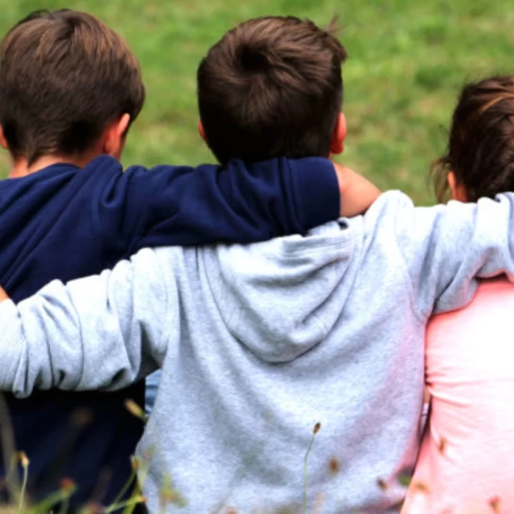 Por qué este lunes se celebra en Día del Hermano en Argentina Por qué este lunes se celebra en Día del Hermano en Argentina