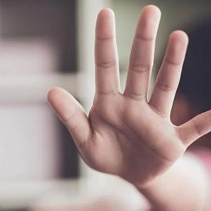 Ocho años de prisión para un sujeto por abuso sexual reiterado al hijo de su pareja, menor de 8 años