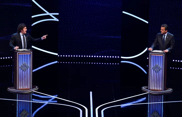 Massa ocupó el centro del ring y a Milei le faltó contundencia Massa ocupó el centro del ring y a Milei le faltó contundencia