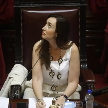 Ahora el DNU pende de un hilo por la sesión en el Senado Ahora el DNU pende de un hilo por la sesión en el Senado