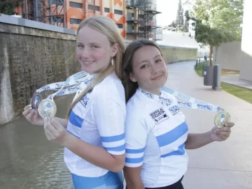 Dos chicas de oro en el gran semillero del ciclismo en la provincia