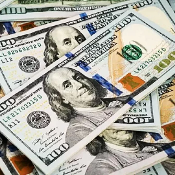 Otra jornada con un leve incremento del dólar blue: la venta en San Juan fue de $1.060 Otra jornada con un leve incremento del dólar blue: la venta en San Juan fue de $1.060