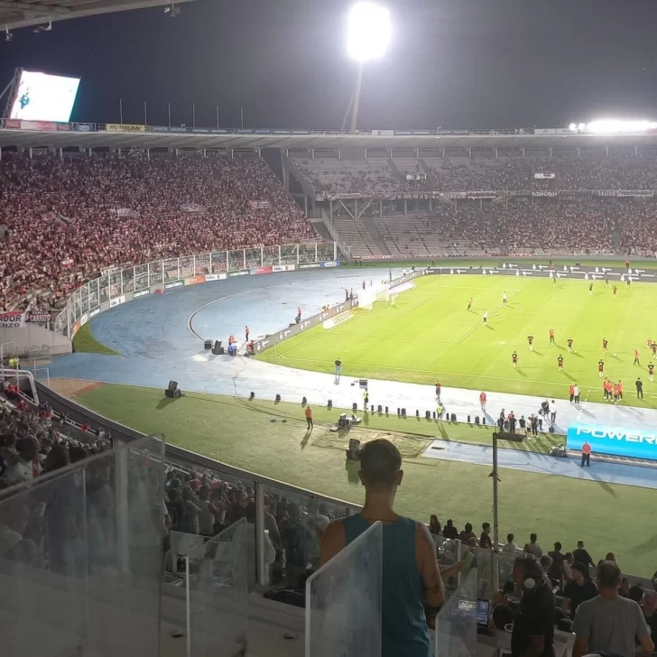 River y Estudiantes definen al campeón de la Supercopa Argentina