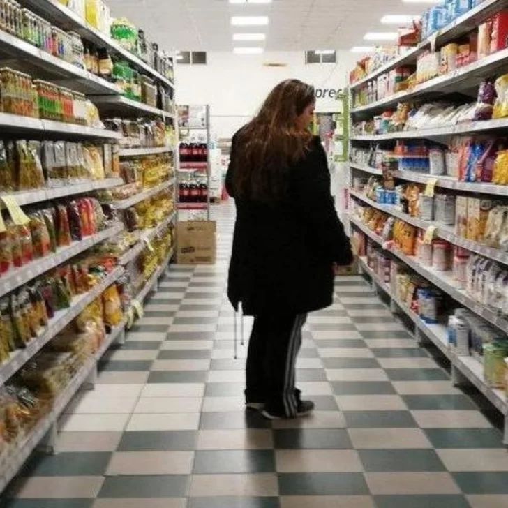 El Gobierno convocó a supermercadistas a una reunión “urgente” por nueva escalada de precios El Gobierno convocó a supermercadistas a una reunión “urgente” por nueva escalada de precios