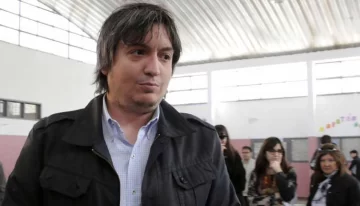 Máximo Kirchner fue operado por un quiste en el abdomen Máximo Kirchner fue operado por un quiste en el abdomen