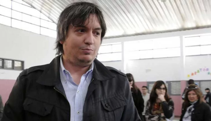 Máximo Kirchner fue operado por un quiste en el abdomen Máximo Kirchner fue operado por un quiste en el abdomen